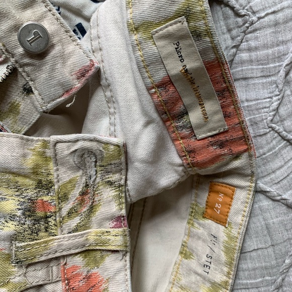 Anthropologie patterned jeans - Picture 3 of 6